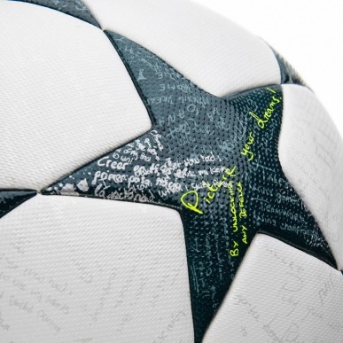 Ballon de football Adidas finale 16 Compétition tunisie