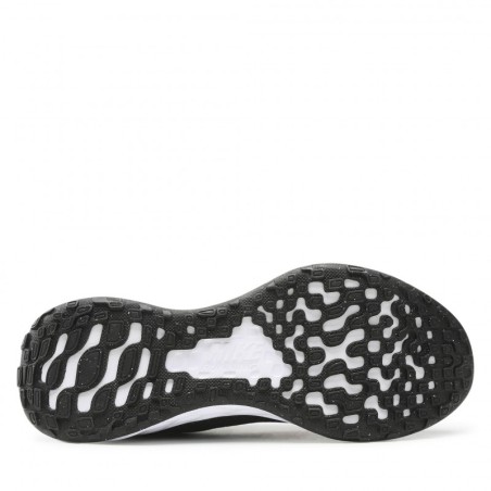Nike Revolution 6 NN