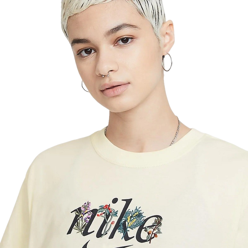 nike boxy nature t shirt