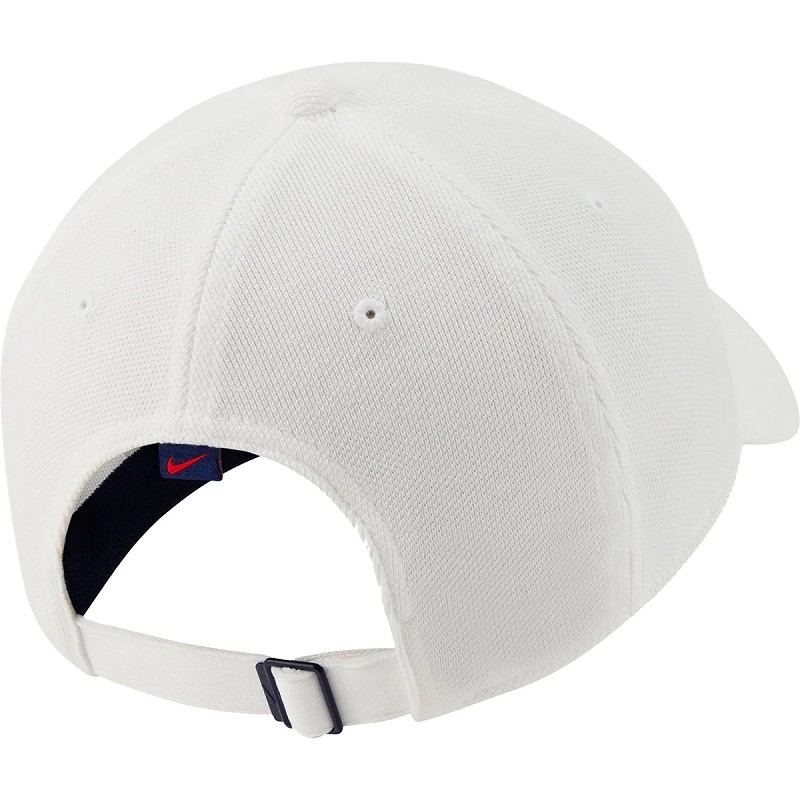 casquette nikecourt