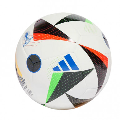 ADIDAS Fussballliebe Training Ball Super Sport Tunisie
