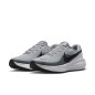 NIKE REVOLUTION 8