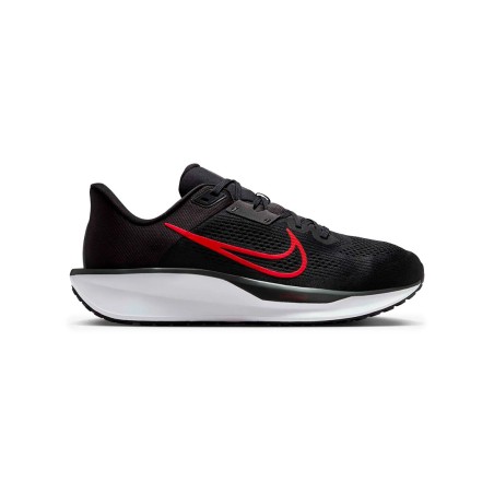 NIKE QUEST 6