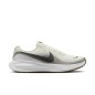 NIKE REVOLUTION 8 NIKE REVOLUTION 8